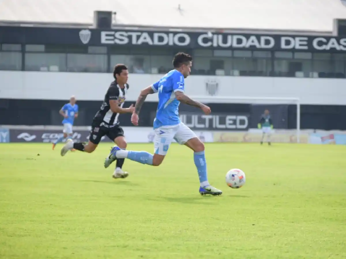 Muller fue titular en el empate de Estudiantes (RC)