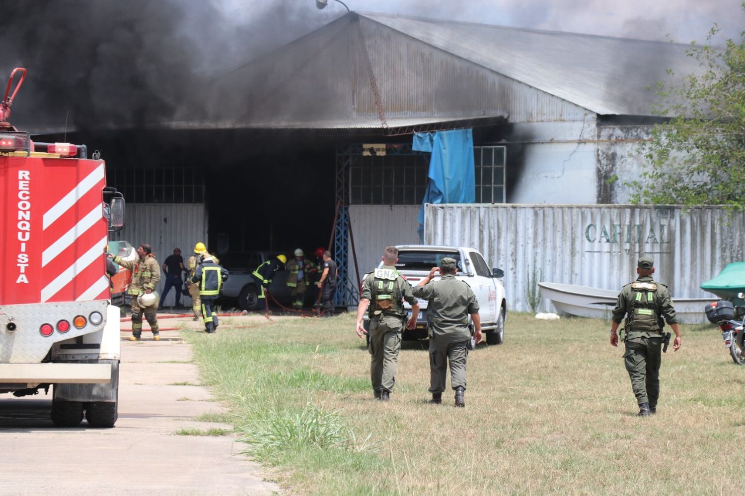 Se incendió el astillero de Raúl Petroli