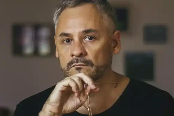 Exdirectores del INT rechazan la degradación del organismo y advierten por el futuro del teatro independiente