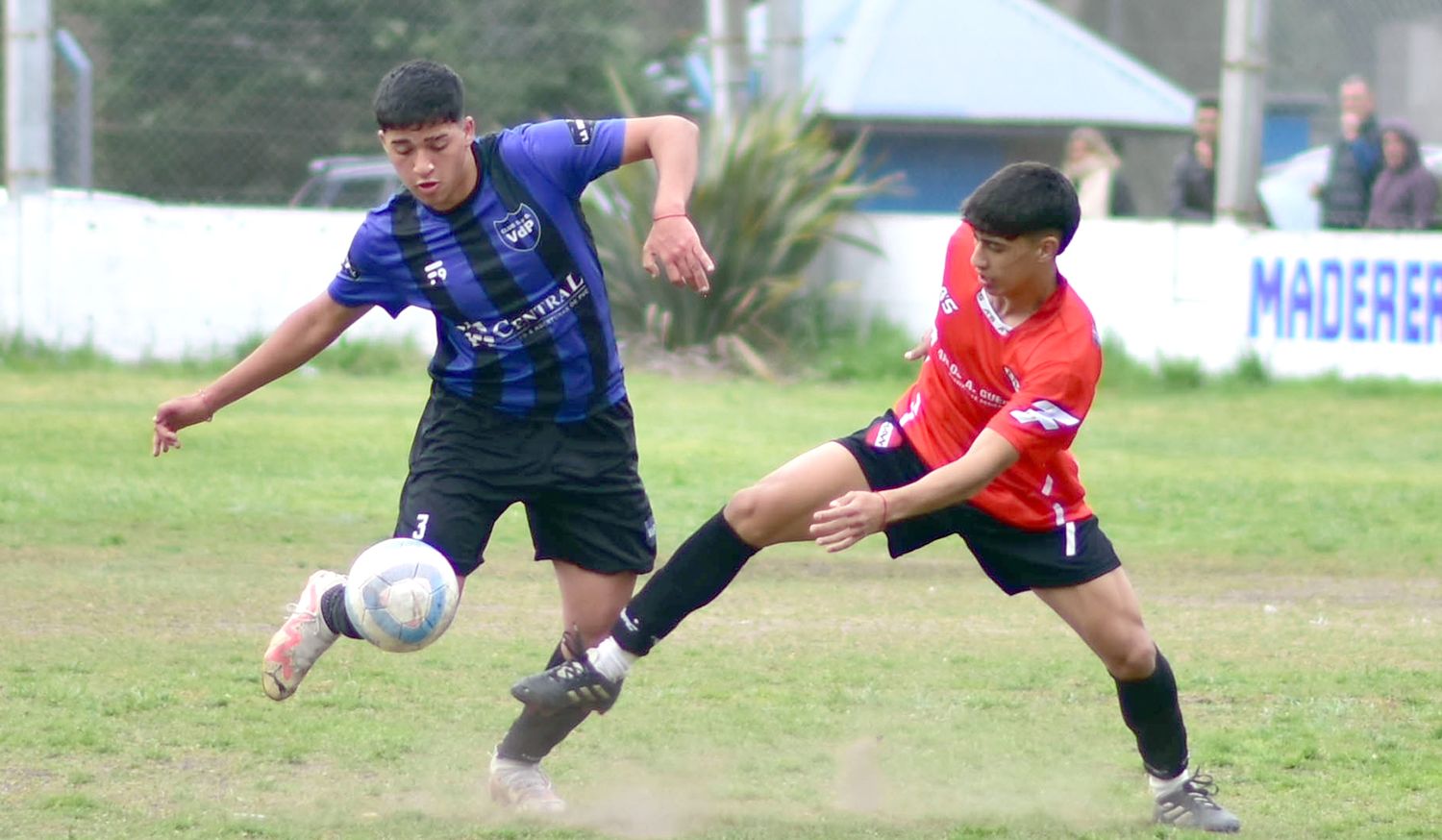 Fútbol local: convocantes partidos abren la fecha 18