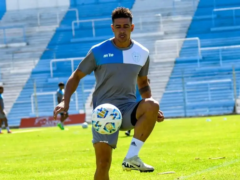 FOTO PRENSA GIMNASIA Y TIRO Birge sigue firme en Gimnasia y Tiro de Salta.