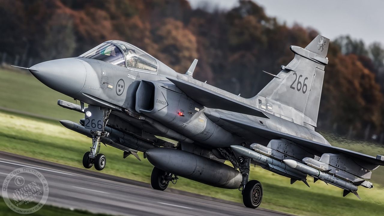 La Fuerza Aérea Sueca no se desprenderá de sus Gripen C/D mientras llegan los Gripen NG