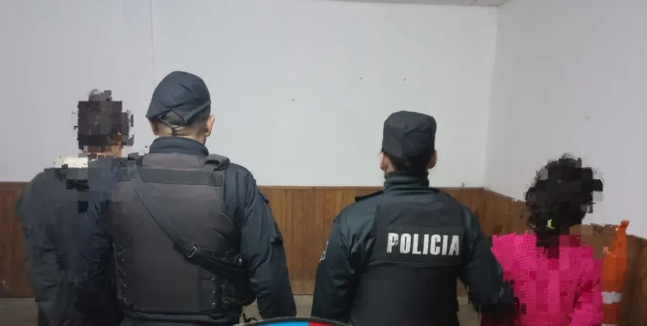 Al momento de la detención, el delincuente estaba con una mujer