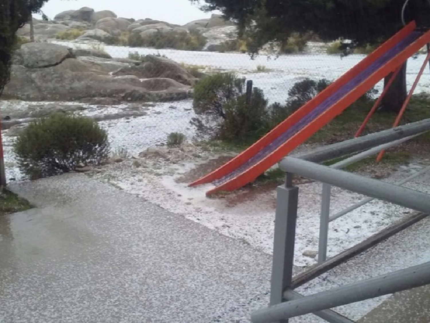 Tormenta de piedra y lluvia azota a la provincia de Córdoba