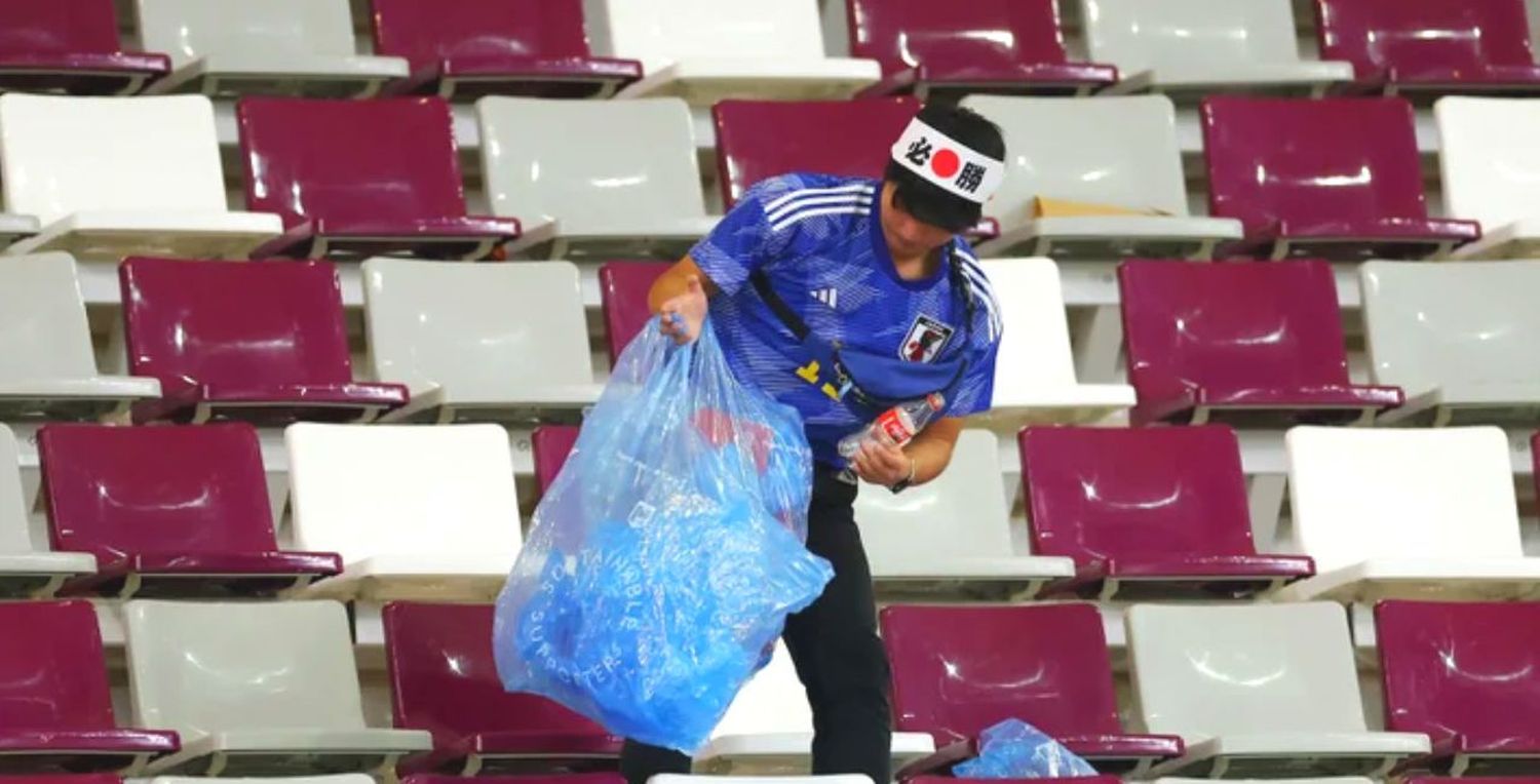 Mundial Qatar: ¿por qué los japoneses limpian los estadios al terminar los partidos?