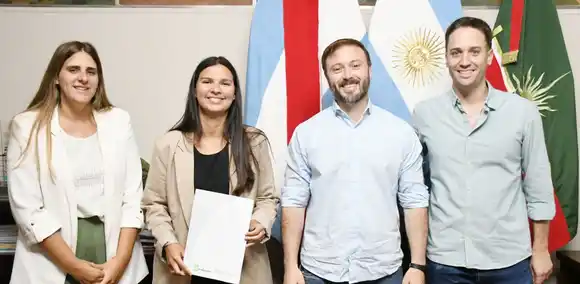 La Municipalidad y “Volando Alto” firmaron un comodato