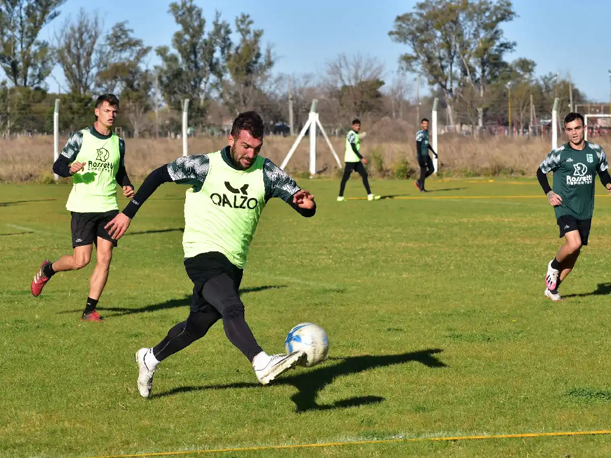 Sportivo entrena y viaja a Misiones