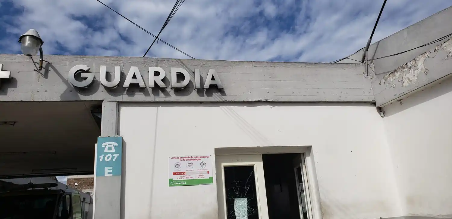 Mamá indignada por suspensión de la combi de traslados de pacientes del Hospital