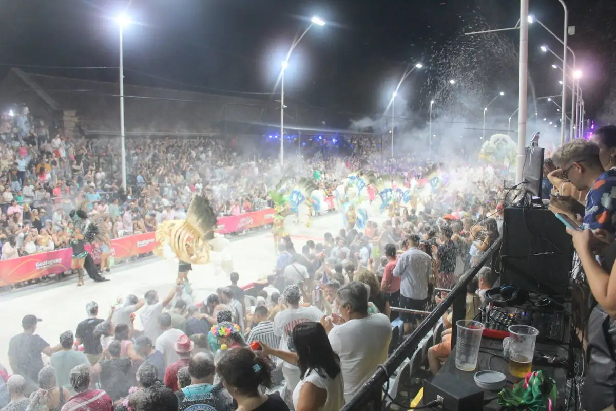 ¡Muy buena 6ª Noche de Corsos 2025!