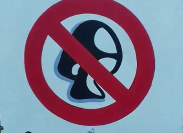 Colocaron carteles en el Parque que recomiendan evitar el consumo de hongos silvestres