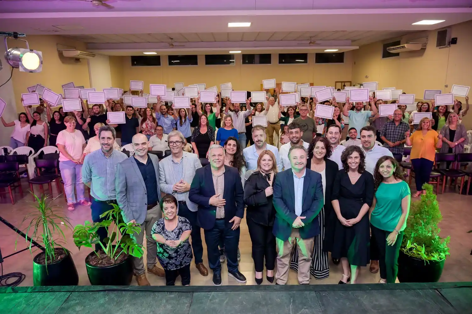 Más de 200 personas, de toda la región egresaron de las diplomaturas en Arroyito dictadas a través del Cesa.