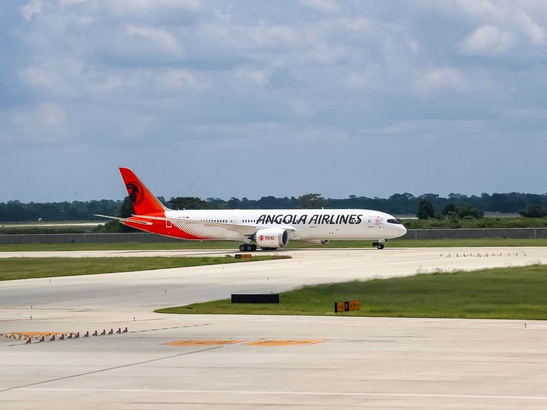 TAAG sorprende con la llegada anticipada a Brasil de su Boeing 787 Dreamliner