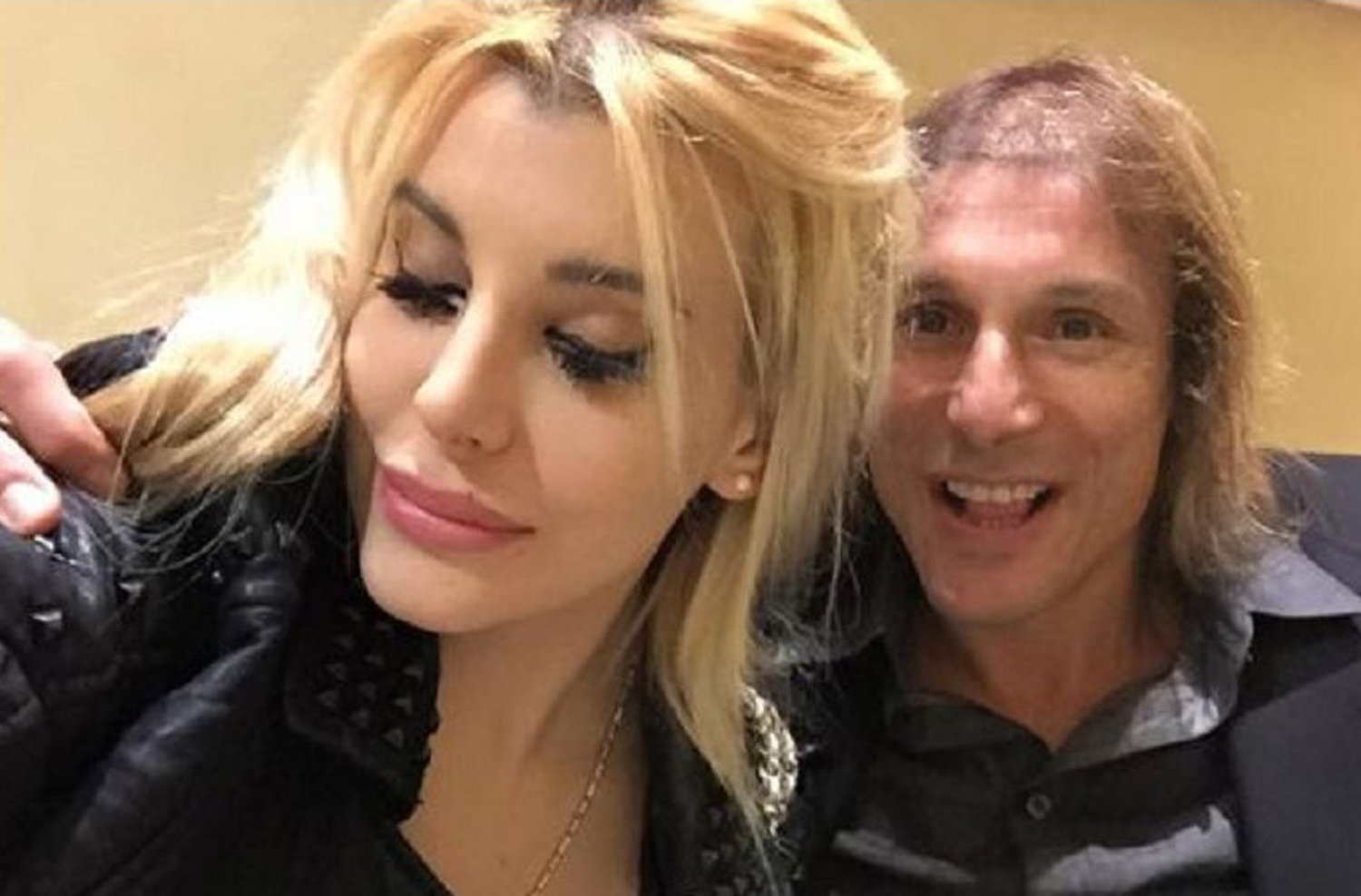 Claudio «El Pájaro» Caniggia destrozo a Charlotte por su despeño en la pista de baile