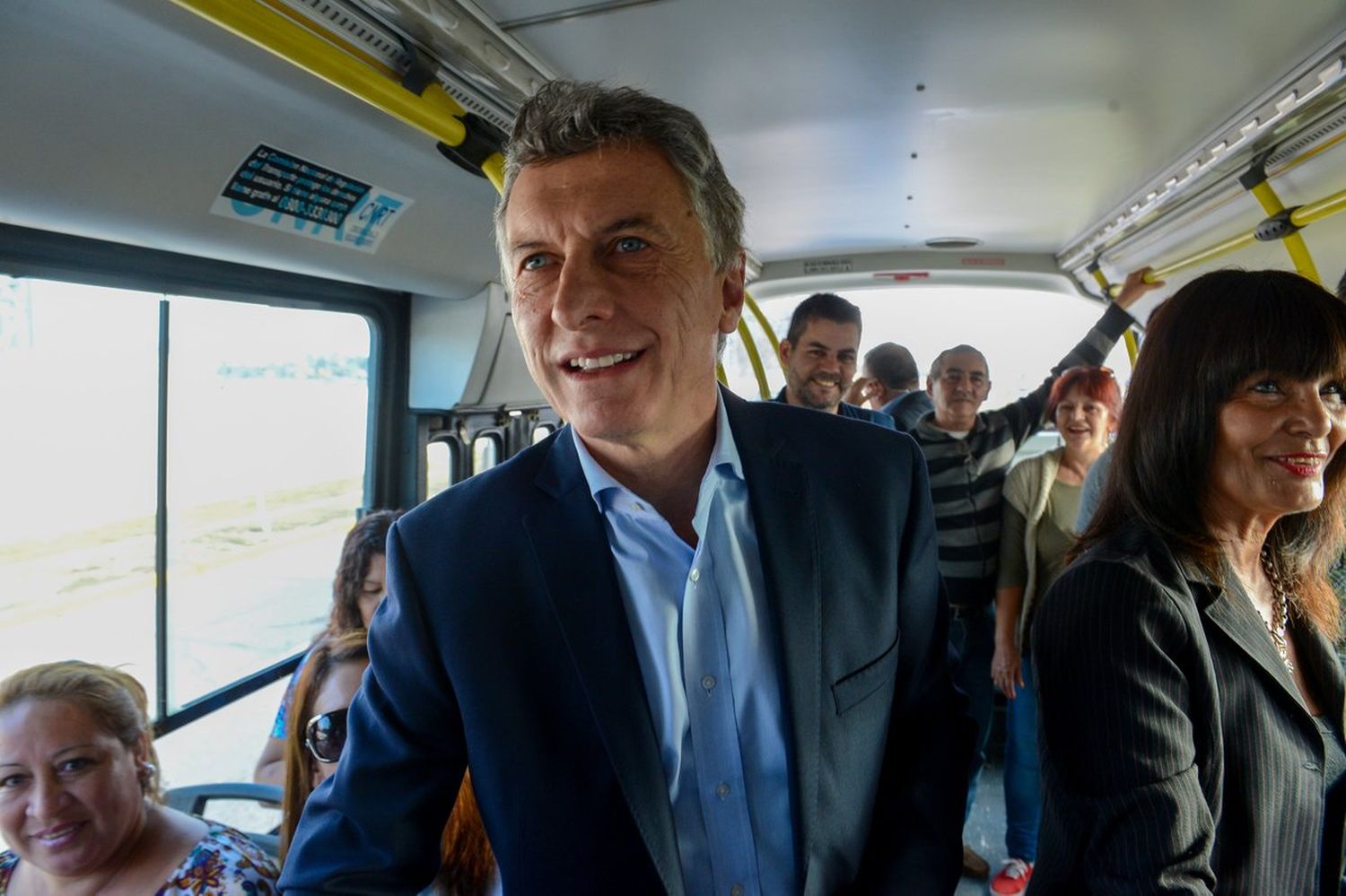 Macri: “El puente Paraná-Santa Fe es fundamental y tiene máxima prioridad"