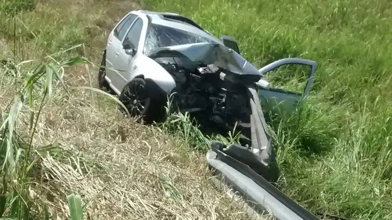 Seis jóvenes se accidentaron en la Ruta 39 y tres de ellos fallecieron