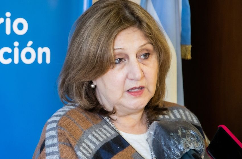 Adriana Cantero renunció al cargo de ministra de Educación de Santa Fe