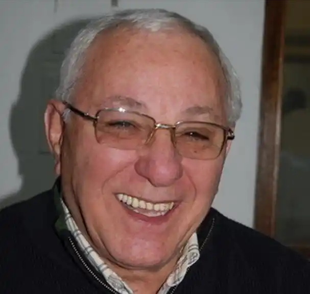 Reconocimiento para el escritor Santos Ledri