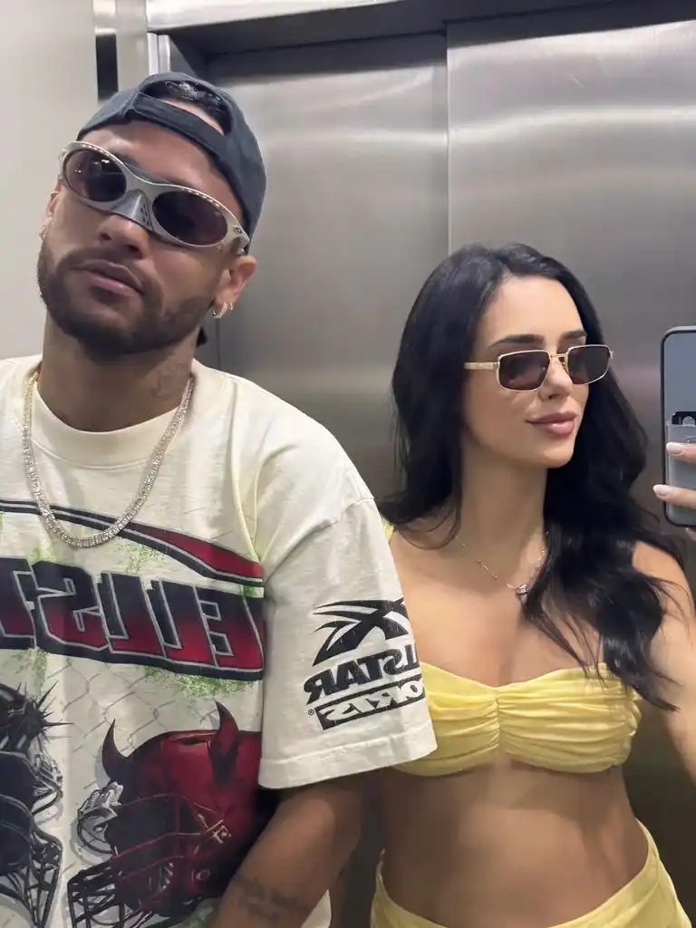 Neymar Jr: este es el romántico regalo que le hizo a su pareja Bruna Biancardi por el Día de la Mujer