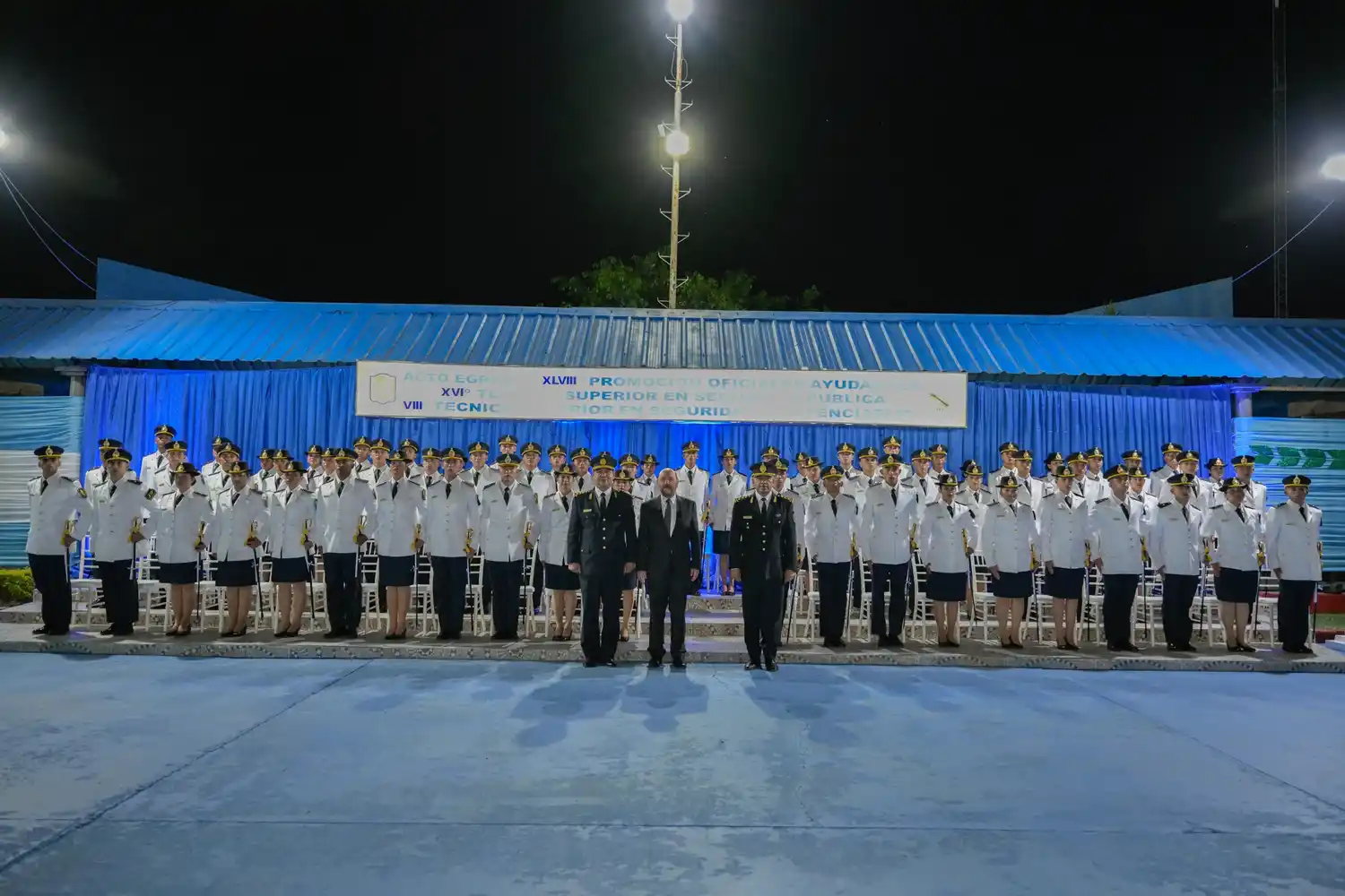 El gobernador Insfrán encabezó el egreso de 67 nuevos oficiales