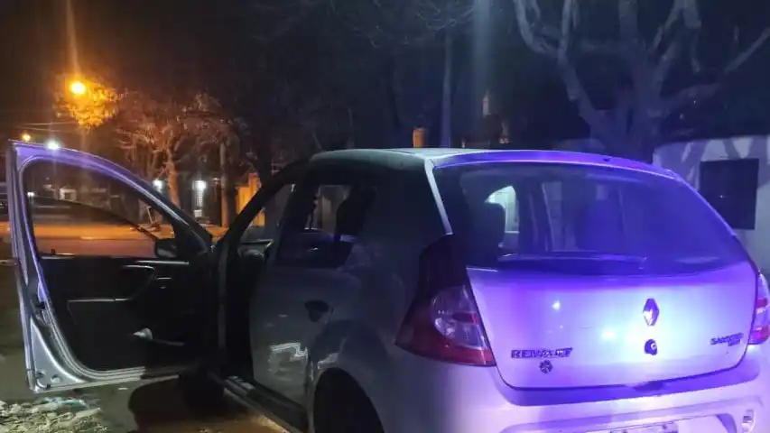 Recuperaron un auto que había sido robado a punta de pistola en zona sudoeste.