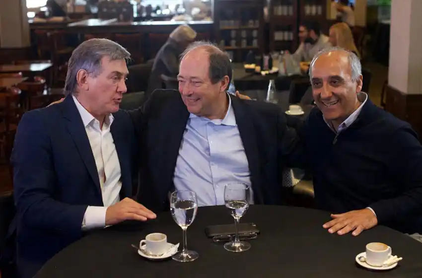 Ernesto Sanz respaldó la precandidatura de Boasso a la intendencia