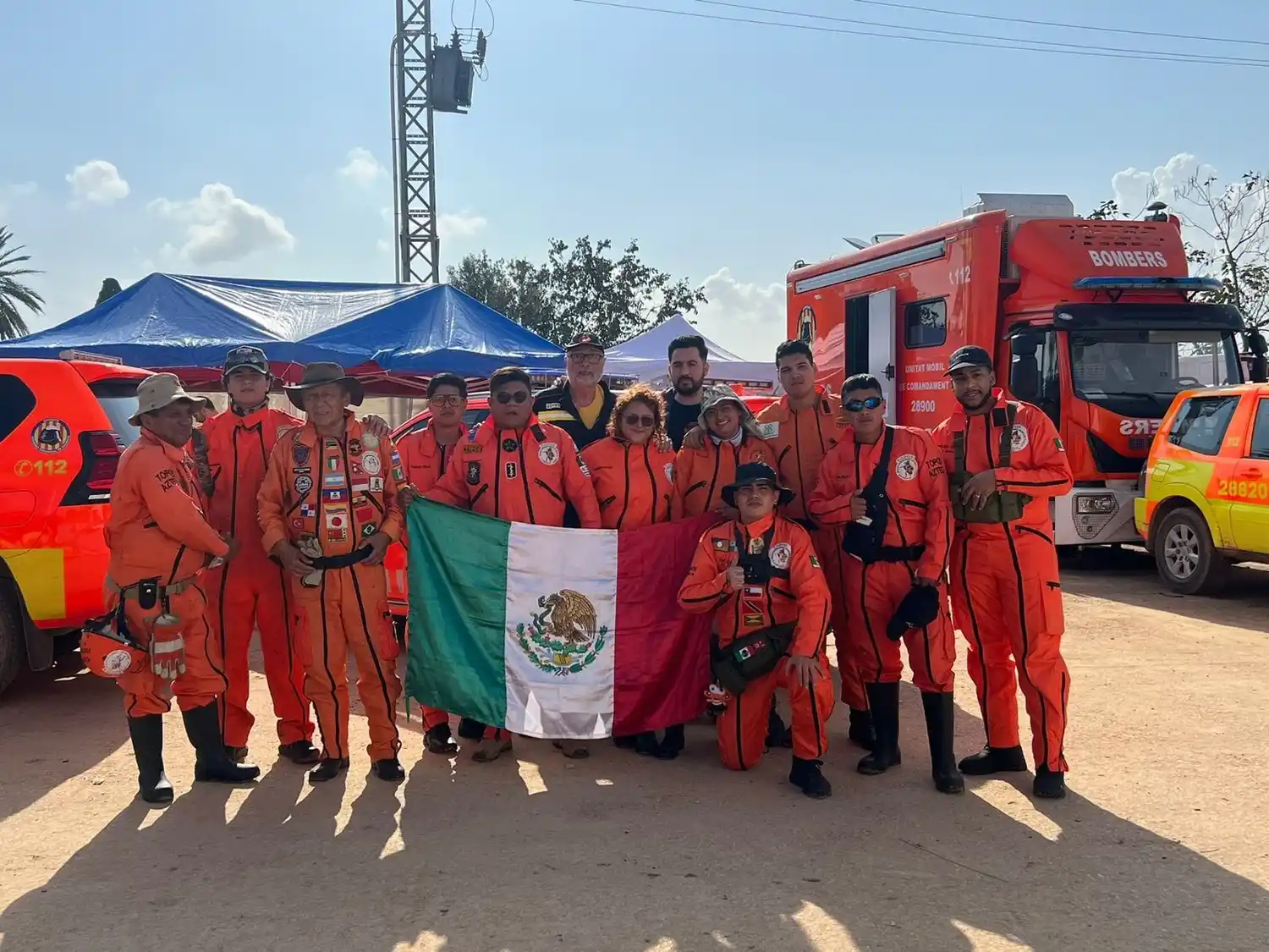 PARA AYUDAR en labores de  RESCATE: los TOPOS MEXICANOS llegaron a VALENCIA