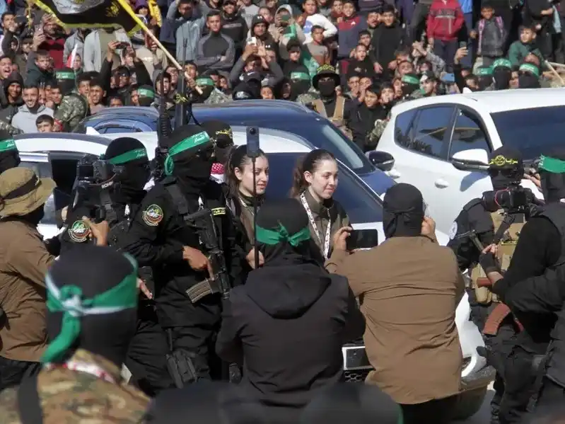 Hamas liberó a las cuatro soldados de Israel.