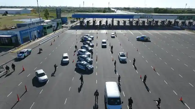 Personal de salud y de fuerzas de seguridad exentos del pago de peajes por la cuarentena