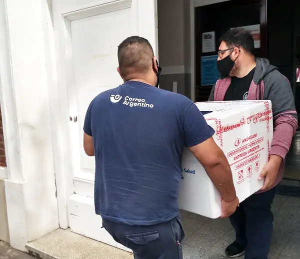Llegaron las vacunas, pero la aplicación empezará hoy