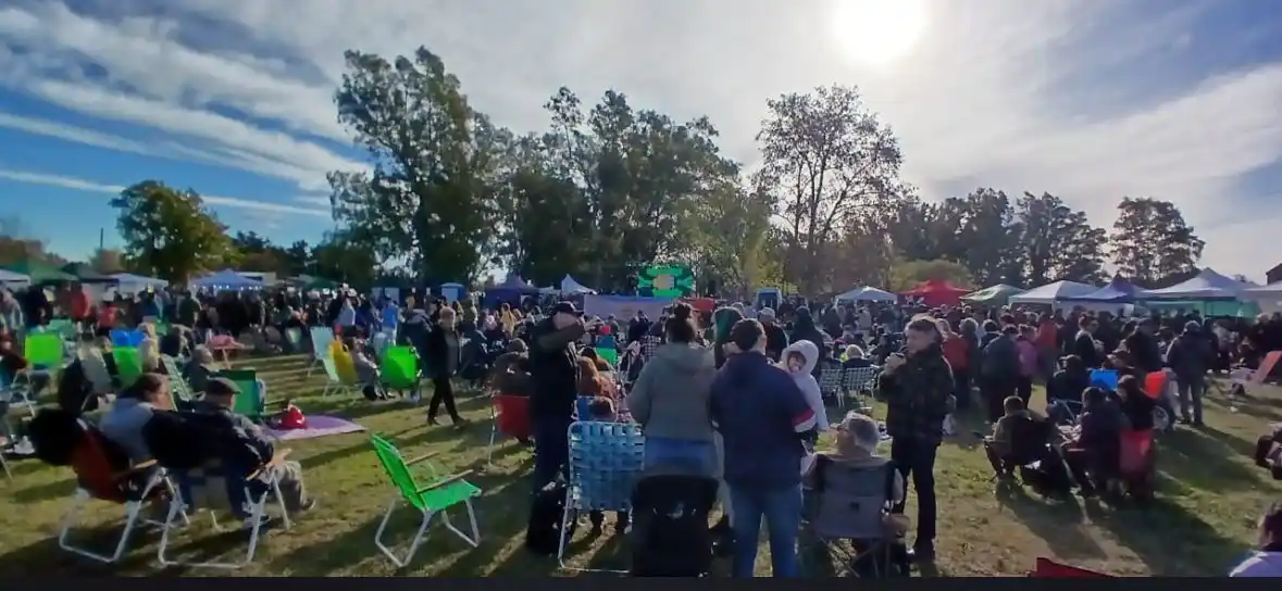 Una gran cantidad de persona se acercaron al predio para disfrutar del evento.