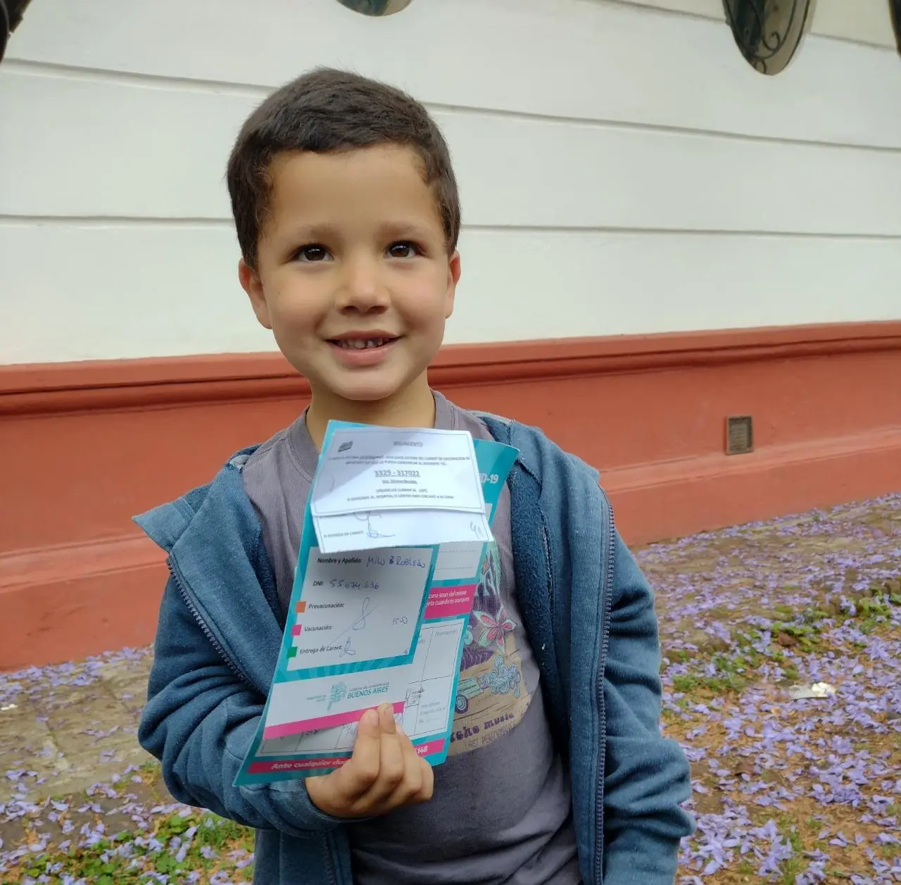 Milo recibió su segunda dosis contra el coronavirus