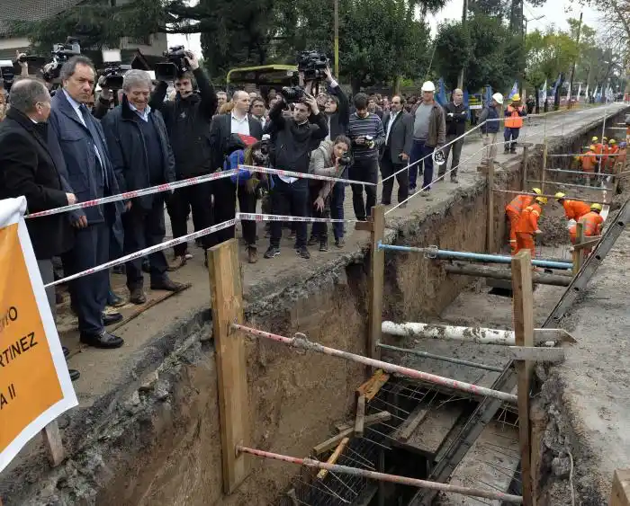  Scioli recorrió importante obra hidráulica en Ituzaingó