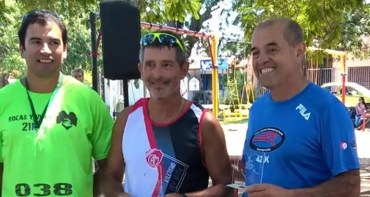Mario Prado se presentó en Uruguay