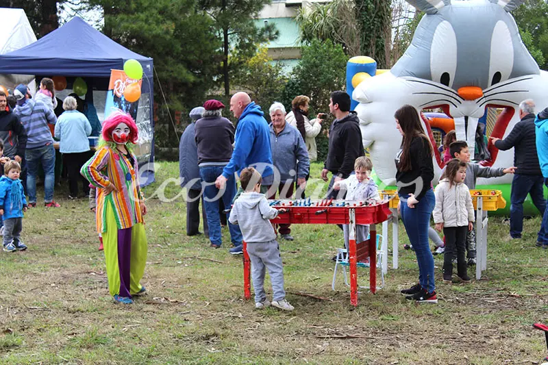 Fiesta en el Paseo de la Ribera