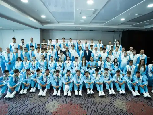 La delegación argentina presente a Panamá con dos rafaelinos: Dalmasso y Lambert. Foto Comité Olímpico Argentino