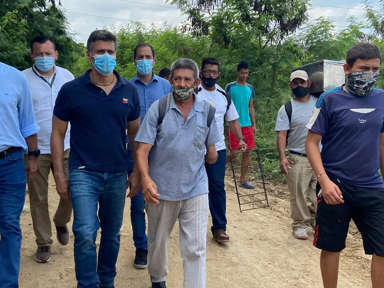 Leopoldo López recorre la frontera colombo-venezolana y se reúne con migrantes venezolanos