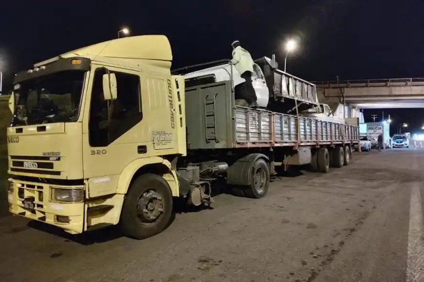 Un camión buscado hace 10 años fue descubierto en Gualeguaychú