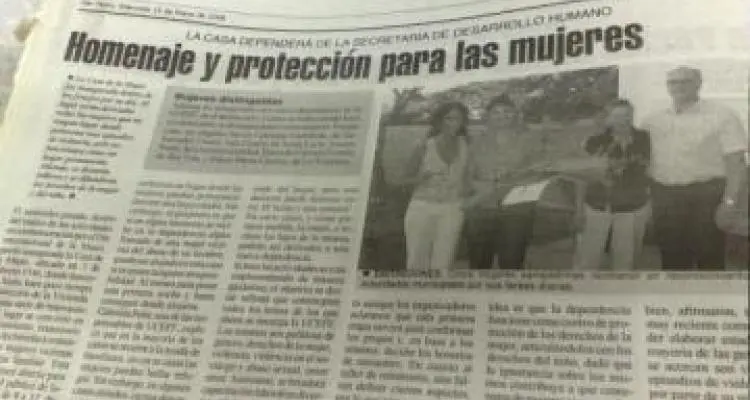 Encontraron a una joven apuñalada que luego escapó por miedo a su agresor