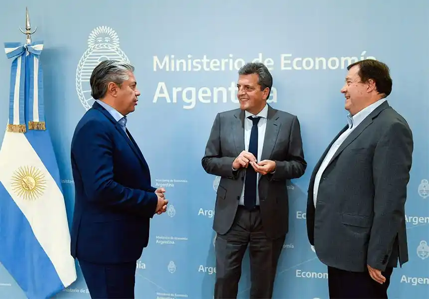 Con eje en energía y economías regionales, Massa recibió a Weretilneck y Figueroa