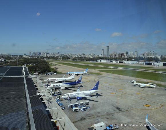 Gremios aeronáuticos anuncian «cese de actividades» para el 13 de julio