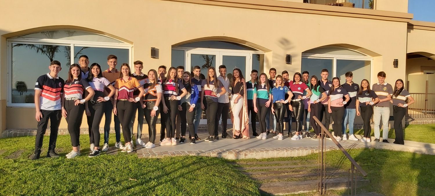 Hay 14 escuelas confirmadas para disputar el reinado esta noche en el club 25 de Mayo