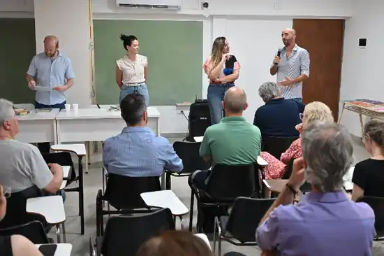 El Centro Universitario de Chascomús fue sede de un debate sobre "Desarrollo y Dependencia en América Latina"
