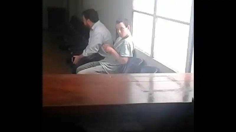 Un adolescente se cansó de ser blanco de burlas y asesinó a otro en un pub
