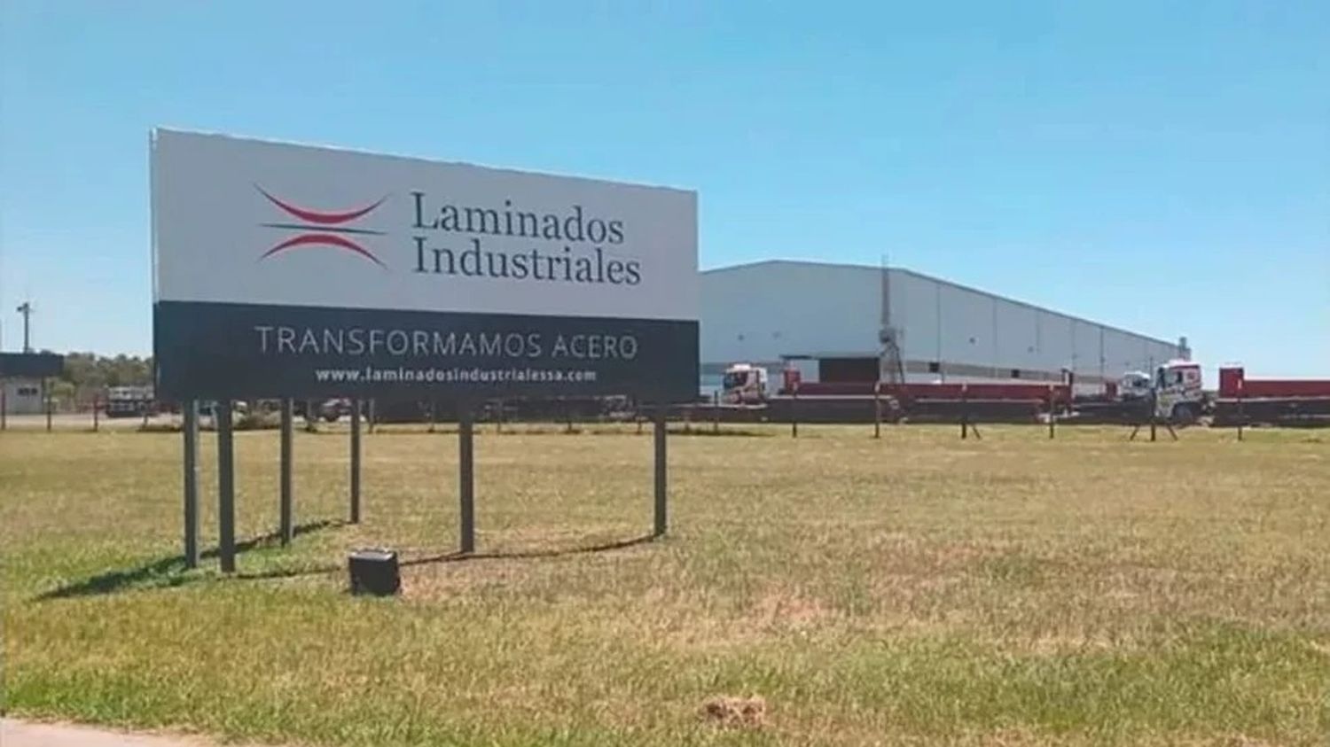 Escándalo en el Gobierno: La empresa que mencionó Kulfas antes de ser echado negó fabricar caños para gasoductos