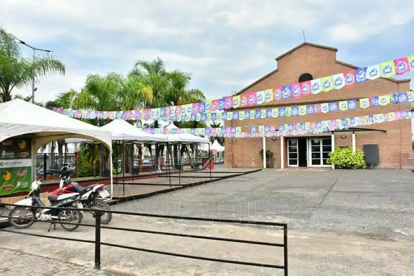 Todo listo para la apertura oficial de 
Formosa da Gusto en el predio ferial