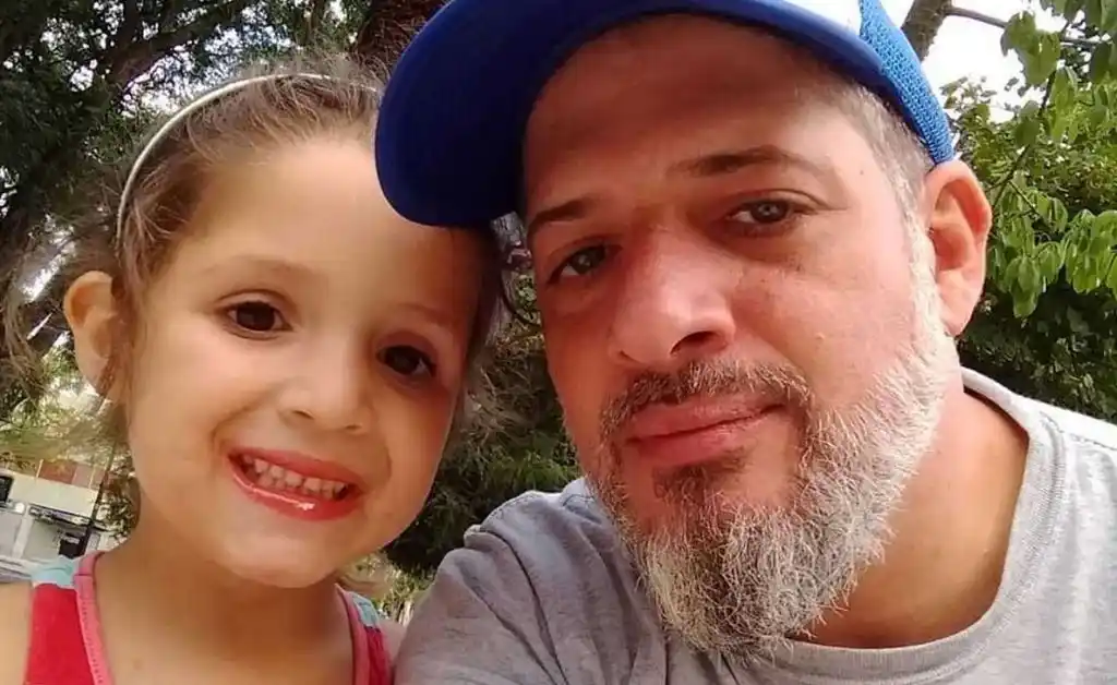 Angustia, hospital y receta mágica: la picó un bicho y le prescribieron “ravioles y helado”