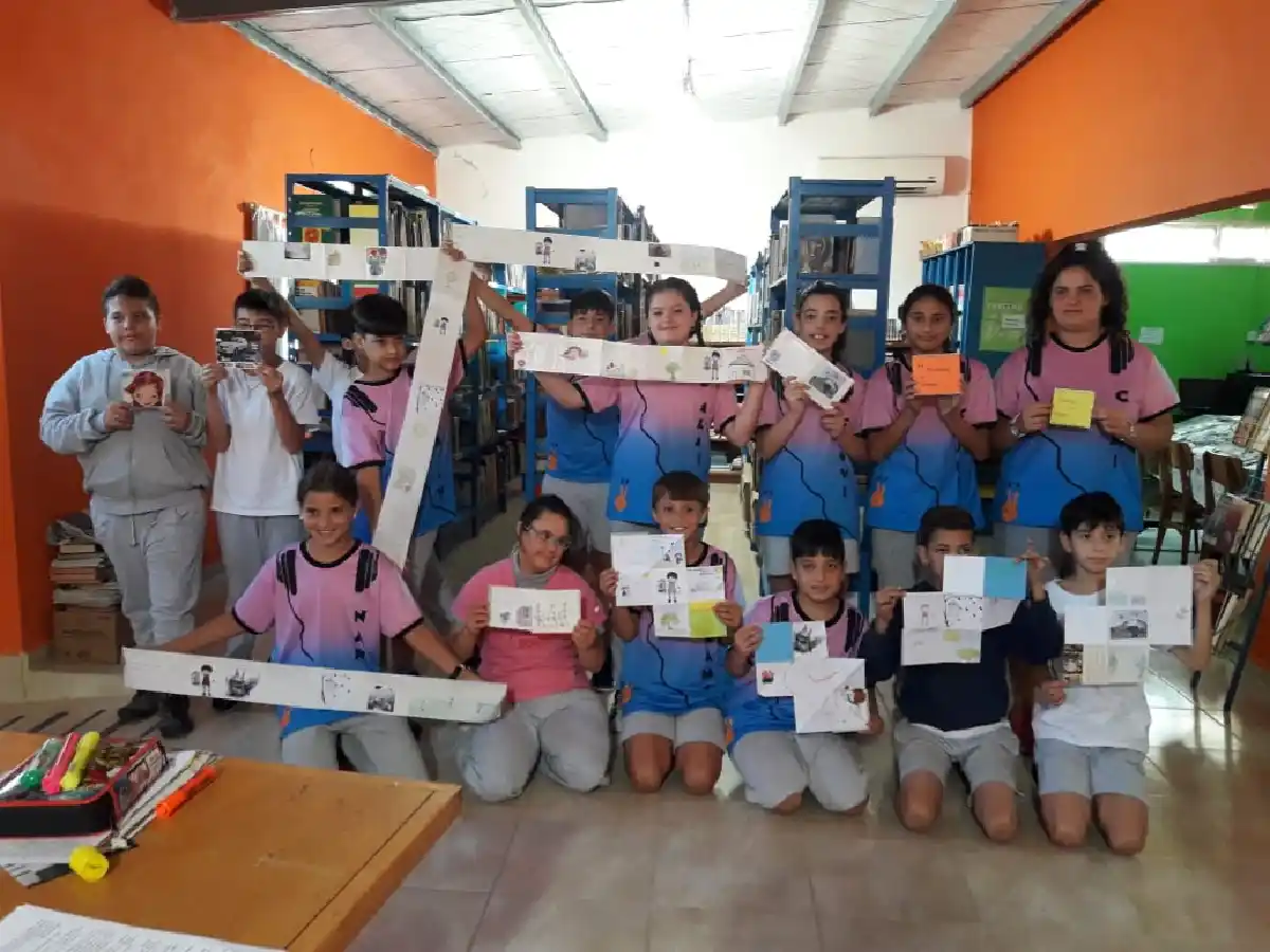 Con fanzines hechos por niños, la biblioteca “Mariano Moreno” irá al Congreso de la Lengua 