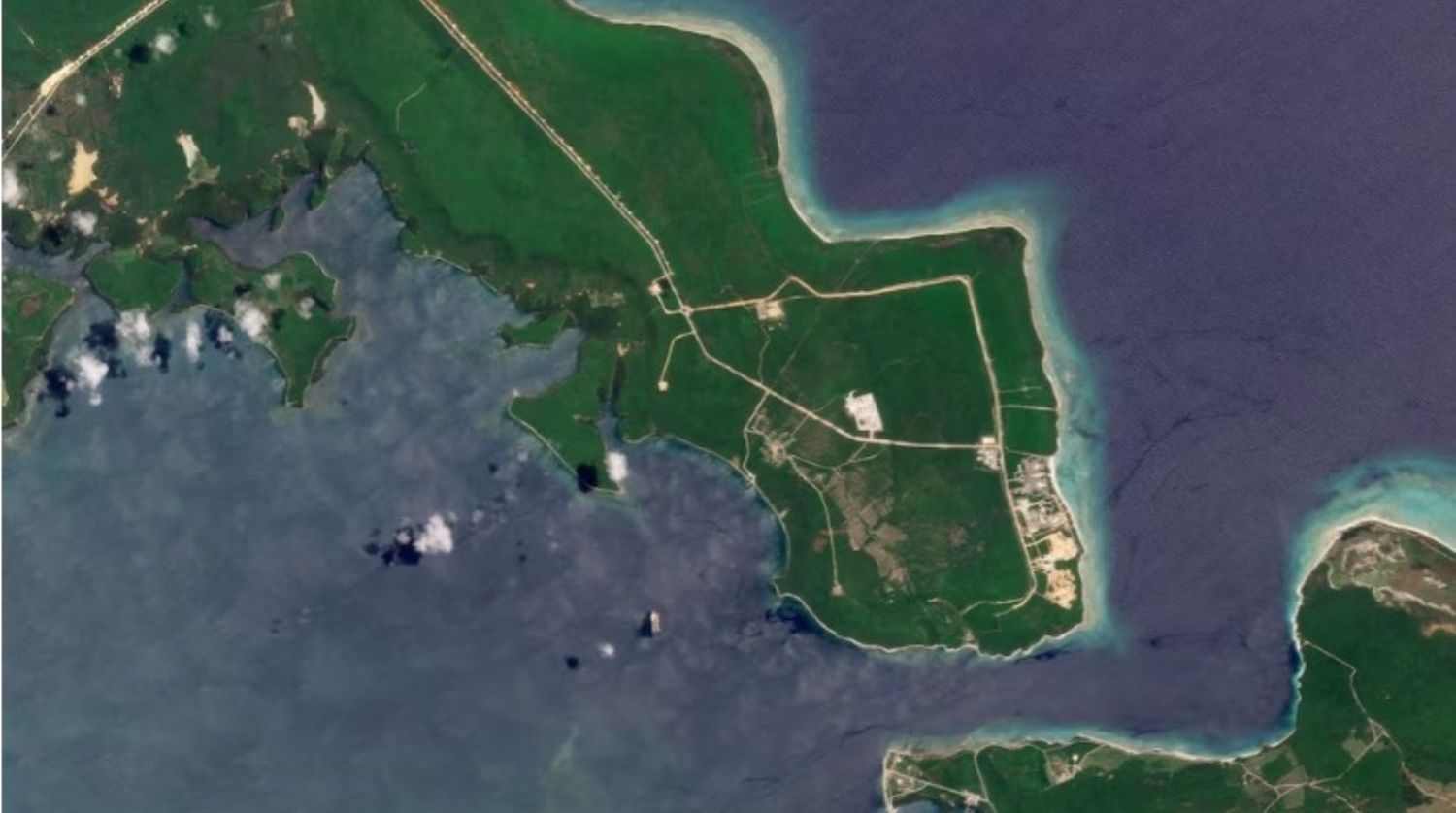 PDVSA recurre a FLOTA OSCURA para suministrar petróleo a Cuba, según Reuters