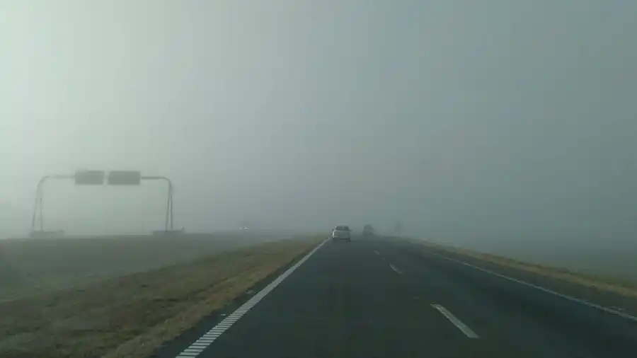 Precaución por humo en el camino: estas son las recomendaciones de la ANSV para una conducción segura