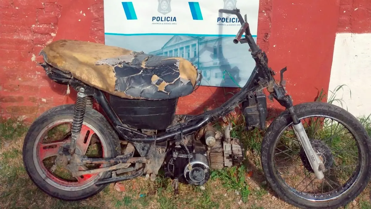 Secuestran una motocicleta en Lobería tras una investigación por conducción temeraria
